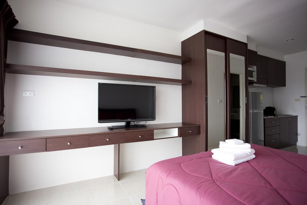 Ratchy Condo Бангсаре Номер фото